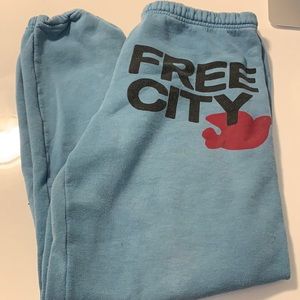 Blue free city pants